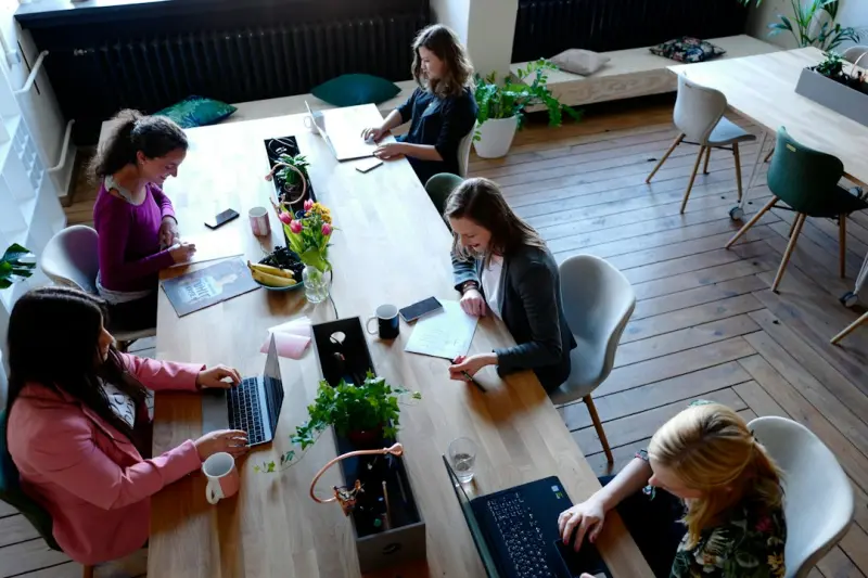 Designing Workspaces That Sync With Women’s Hormonal Rhythms - Your Health Directory Designing Workspaces That Sync With Women’s Hormonal Rhythms - Your Health Directory