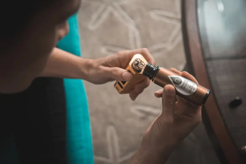 Designing a Personal Vaping Ritual: Mindful Flavor Exploration and Breath Control