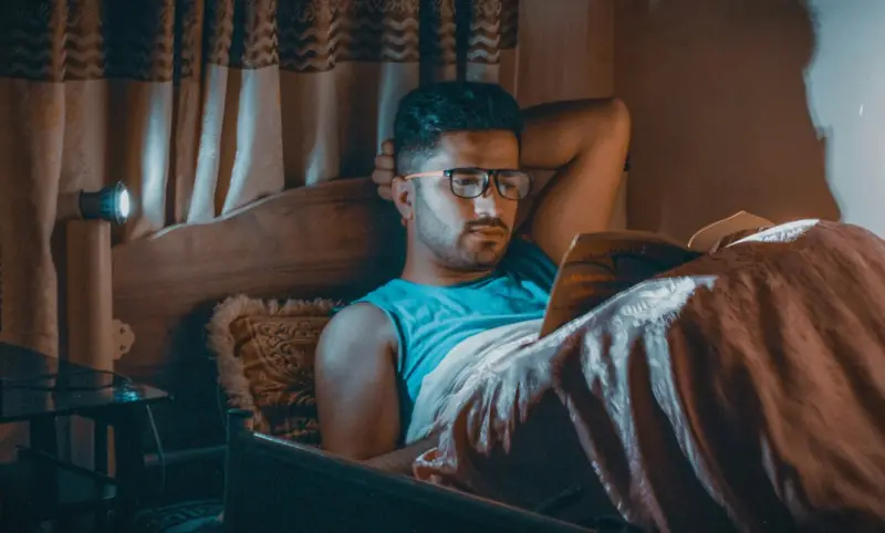 Reprogramming the Night: A Pragmatic Playbook for Insomnia in the Remote Era - Your Health Directory