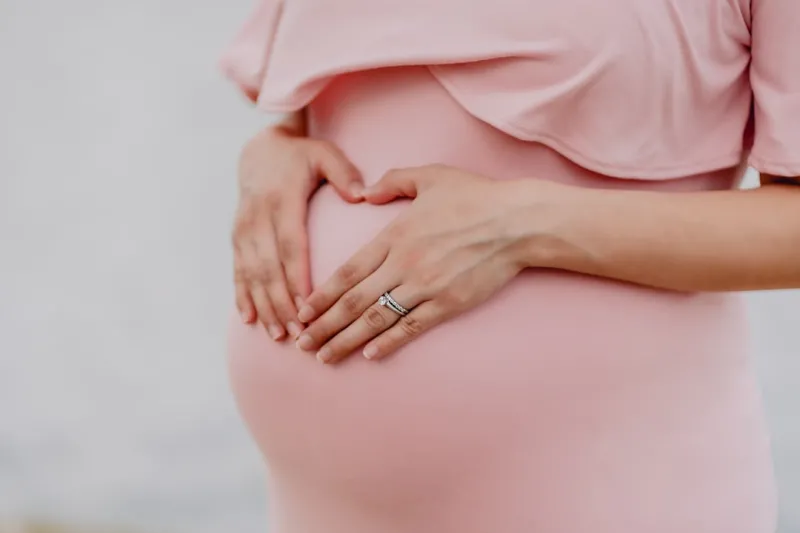Holistic Pregnancy: Nurturing Body, Mind, and Baby Naturally Holistic Pregnancy: Nurturing Body, Mind, and Baby Naturally