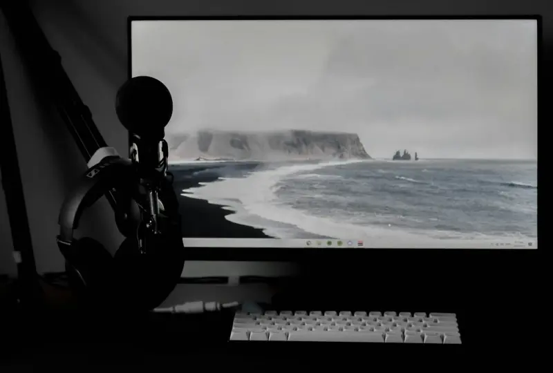 When Your Screens Feel Heavy: A Mindful Tech Blueprint - Your Health Directory