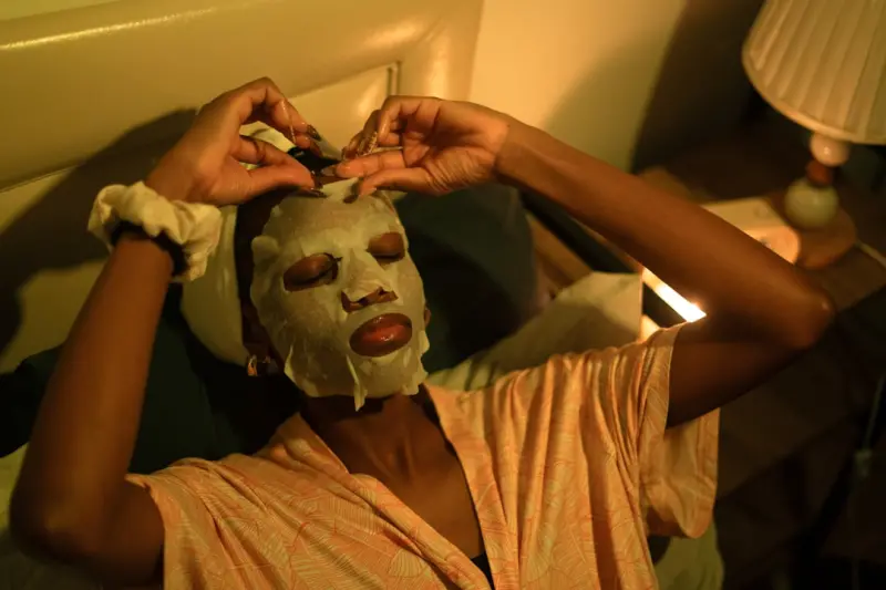 Nighttime Detox: Harnessing Sleep, Skin, and Breath for Deep Cellular Cleansing