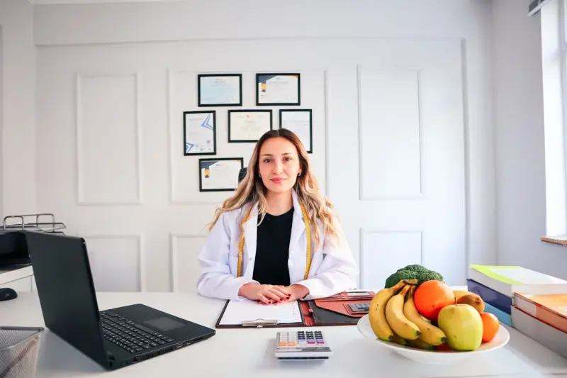 Beyond the Clinic: How AI, Wearables, and Nutrition Are Redefining Physiotherapy